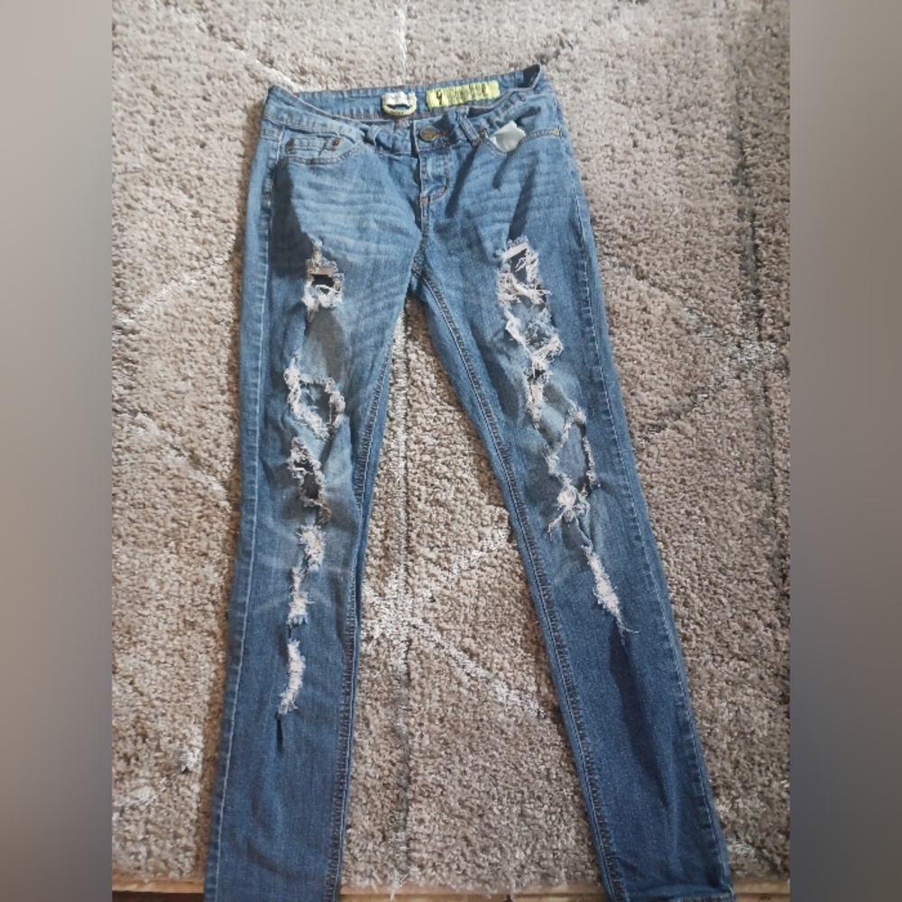 Ripped jeans